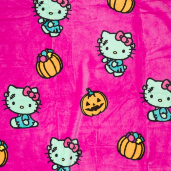 Hello Kitty Frankenstein Blanket - TWIN - Picture 3 of 4